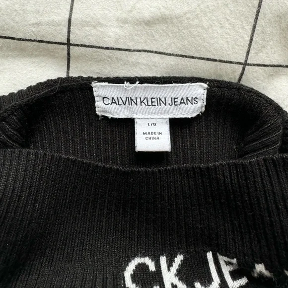 Mock-Neck Ribbed Long-Sleeve - Picture 6 of 6